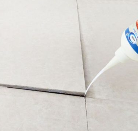 理塘瓷砖空鼓维修公司分享卫生间瓷砖脱落的原因可能有以下几点